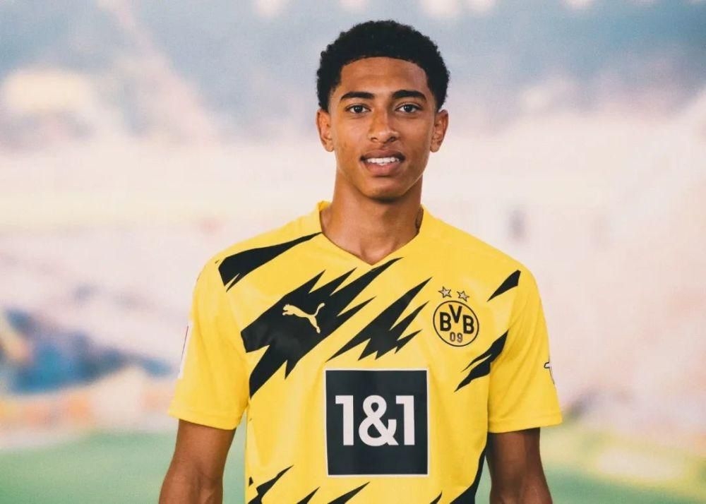 欧冠：巴黎2-0轻取泽尼特（欧冠：巴黎两球零封泽尼特）