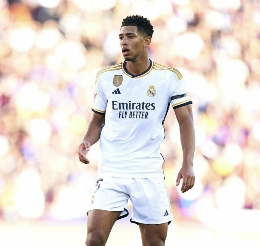 福勒：谢什科实在太贵了，他在英超很挣扎，表现得像青训球员（福勒：谢什科身价虚高，在英超踢得艰难，状态像青训小将）